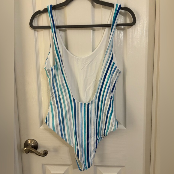 Red Dress Boutique One Piece White with Blue Stripes - Picture 2 of 4